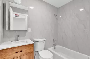 955 E 229th St, Bronx, NY 10466 - Photo 33