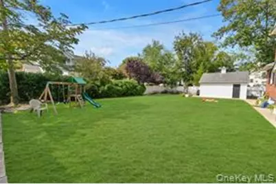 16 Union Avenue, Glen Head, NY 11545 - Photo 19