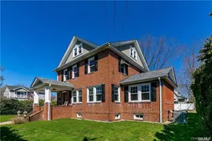 16 Union Ave, Glen Head, NY 11545 - Photo 17