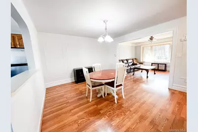 32-59 46 Street, Astoria, NY 11103 - Photo 3