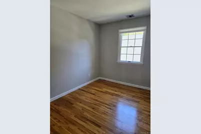 56 Linwood Road N #2nd Fl, Port Washington, NY 11050 - Photo 7
