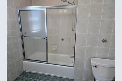 56 Linwood Road N #2nd Fl, Port Washington, NY 11050 - Photo 13
