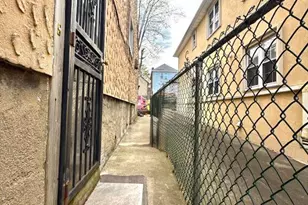 2719 Hering Ave, Bronx, NY 10469 - Photo 15
