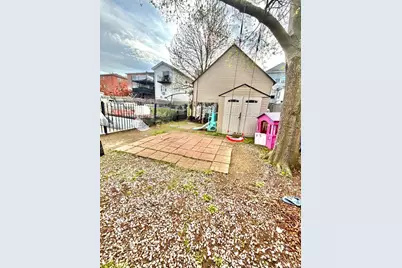 2719 Hering Avenue, Bronx, NY 10469 - Photo 13