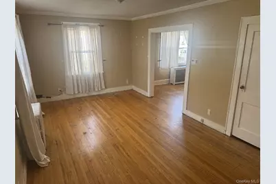 114 Leonard Avenue, Freeport, NY 11520 - Photo 3