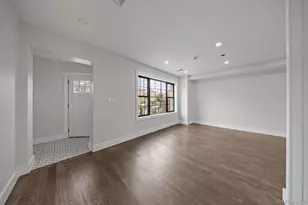 114-11 202nd St, Saint Albans, NY 11412 - Photo 3
