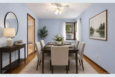 14 Po Lane, Hicksville, NY 11801 - Photo 9