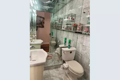 8 Barstow Road #6K, Great Neck, NY 11021 - Photo 17