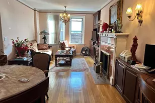8 Barstow Rd, Great Neck, NY 11021 - Photo 11