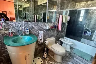 8 Barstow Rd, Great Neck, NY 11021 - Photo 15