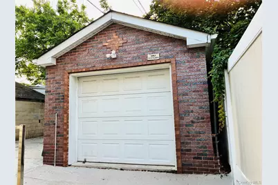 130-42 Vanwyck Exp, Ozone Park, NY 11420 - Photo 15