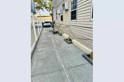 130-42 Vanwyck Exp, Ozone Park, NY 11420 - Photo 19