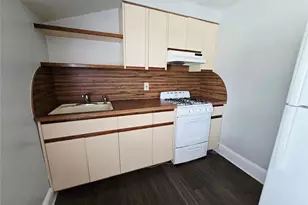 190 Bryant Ave, Floral Park, NY 11001 - Photo 3