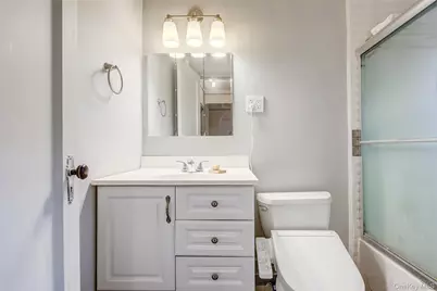 69-10 Yellowstone Boulevard #207, Forest Hills, NY 11375 - Photo 29