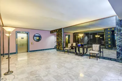 69-10 Yellowstone Boulevard #207, Forest Hills, NY 11375 - Photo 7