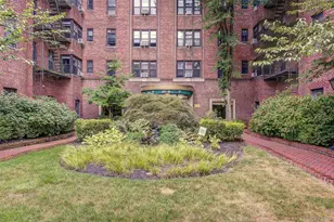 69-10 Yellowstone Blvd, Forest Hills, NY 11375 - Photo 3