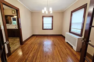 190 Bryant Ave, Floral Park, NY 11001 - Photo 3