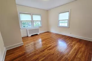 190 Bryant Ave, Floral Park, NY 11001 - Photo 7