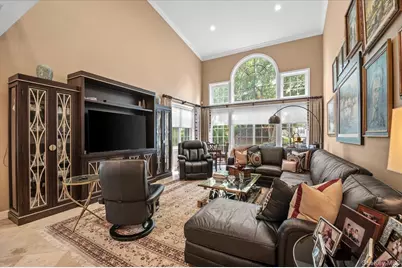 559 Bardini Drive, Melville, NY 11747 - Photo 9