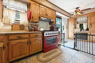 227 Sycamore St, West Hempstead, NY 11552 - Photo 13
