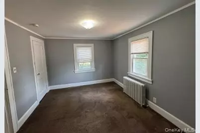 96 W 21st Street #2nd Floor, Huntington Station, NY 11746 - Photo 5