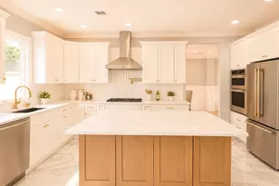 16 Fountain St, Hicksville, NY 11801 - Photo 9