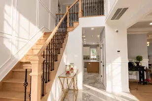 16 Fountain St, Hicksville, NY 11801 - Photo 3