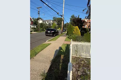 228 Roberts Avenue, Yonkers, NY 10703 - Photo 11