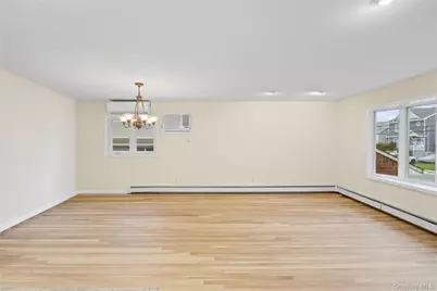2470 Horace Court, Bellmore, NY 11710 - Photo 5