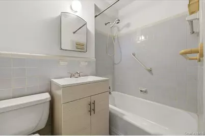 80 Knolls Crescent #6B, Bronx, NY 10463 - Photo 9
