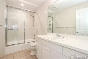 4 A Nassau Dr, Great Neck, NY 11021 - Photo 15
