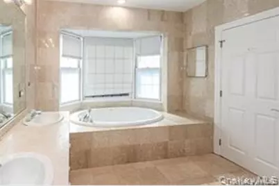 4A Nassau Drive, Great Neck, NY 11021 - Photo 13