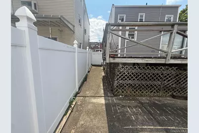 649 E 86th Street, Brooklyn, NY 11236 - Photo 5