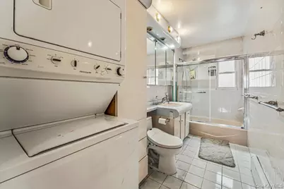 150-06 78th Road, Kew Gardens, NY 11367 - Photo 19
