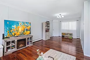 15 Parkwood Dr, Mastic Beach, NY 11951 - Photo 5