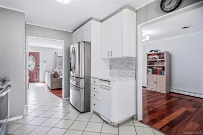 15 Parkwood Drive, Mastic Beach, NY 11951 - Photo 17