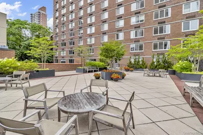 345 E 93rd Street #4K, New York, NY 10128 - Photo 43