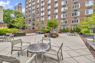 345 E 93rd St, New York, NY 10128 - Photo 43