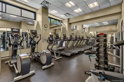 345 E 93rd Street #4K, New York, NY 10128 - Photo 37