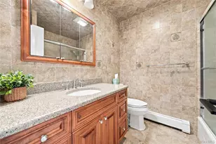 24 Alma St, Sayville, NY 11782 - Photo 23