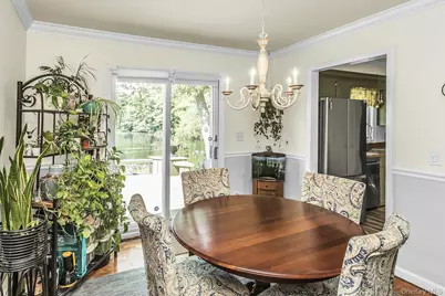 8 Baymens Court, Sayville, NY 11782 - Photo 7