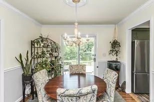 8 Baymens Ct, Sayville, NY 11782 - Photo 9