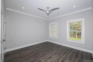 60 Sunlight Walk, Holbrook, NY 11741 - Photo 15