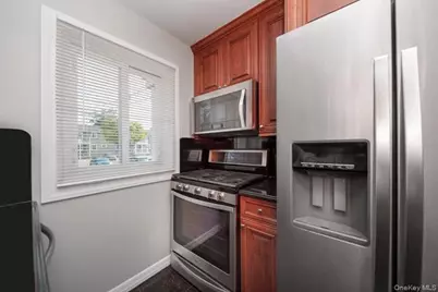 234 River Avenue #31, Patchogue, NY 11772 - Photo 3