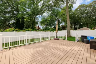 50 Washburn St, Lake Grove, NY 11755 - Photo 21