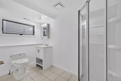 11 Penguin Lane, Commack, NY 11725 - Photo 27