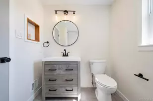 241 Tree Rd, Centereach, NY 11720 - Photo 29