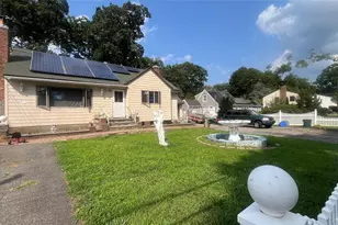 44 Lafayette Ave, Amityville, NY 11701 - Photo 3
