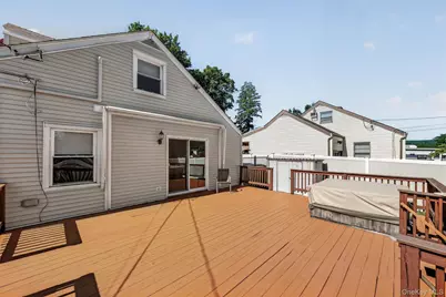 941 Lyman Avenue, Peekskill, NY 10566 - Photo 25