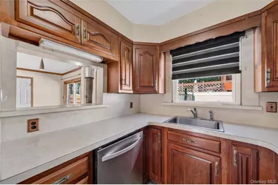 941 Lyman Avenue, Peekskill, NY 10566 - Photo 13